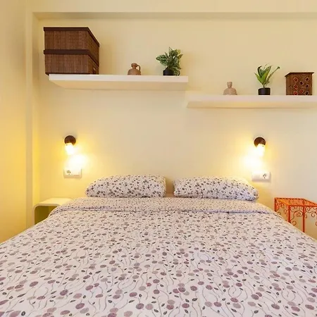 Cozy In Close To The Beach *