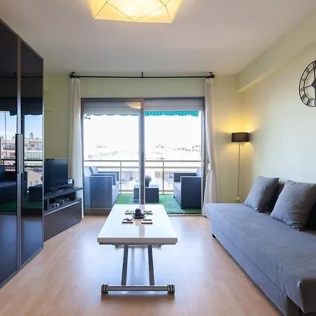 Cozy In Close To The Beach *