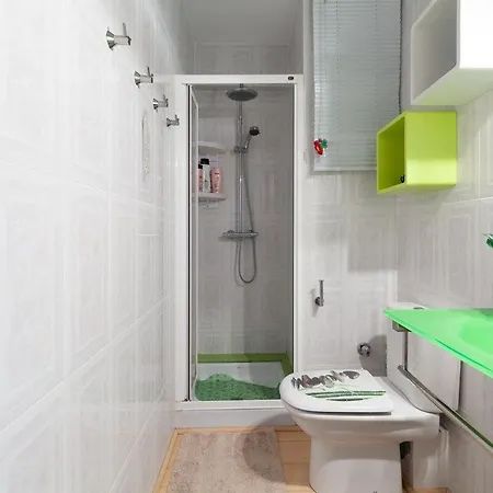 Cozy In Close To The Beach Apartment *